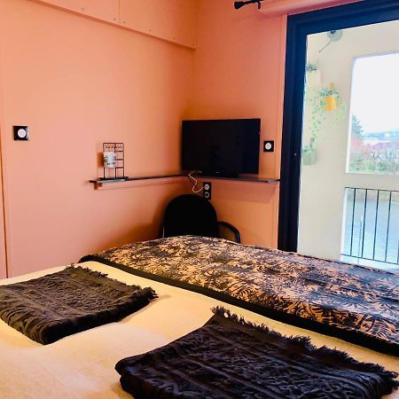 "Au Fil De La Charente" - Coeur De Saintes - Wifi Clim - Classe 4 Etoiles - 4 Pers Eksteriør billede