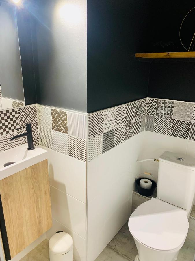 "Au Fil De La Charente" - Coeur De Saintes - Wifi Clim - Classe 4 Etoiles - 4 Pers Eksteriør billede