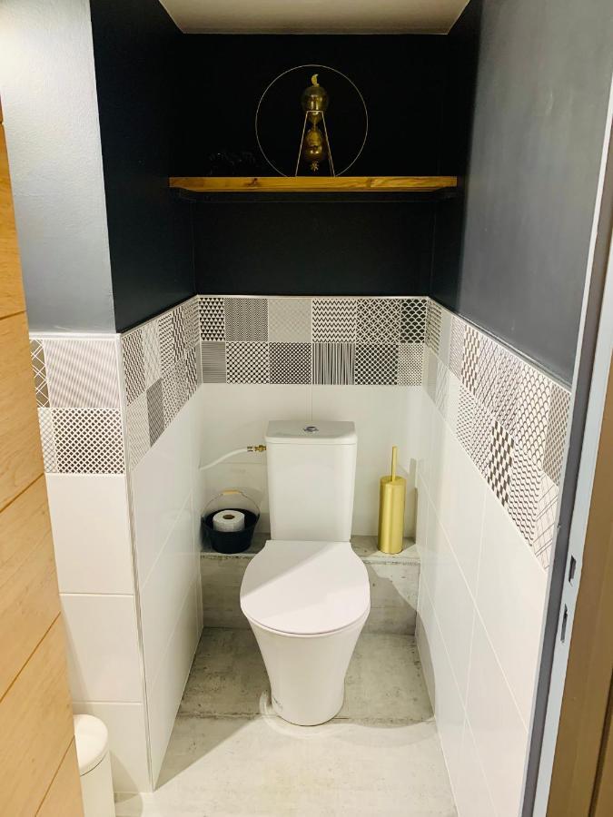 "Au Fil De La Charente" - Coeur De Saintes - Wifi Clim - Classe 4 Etoiles - 4 Pers Eksteriør billede
