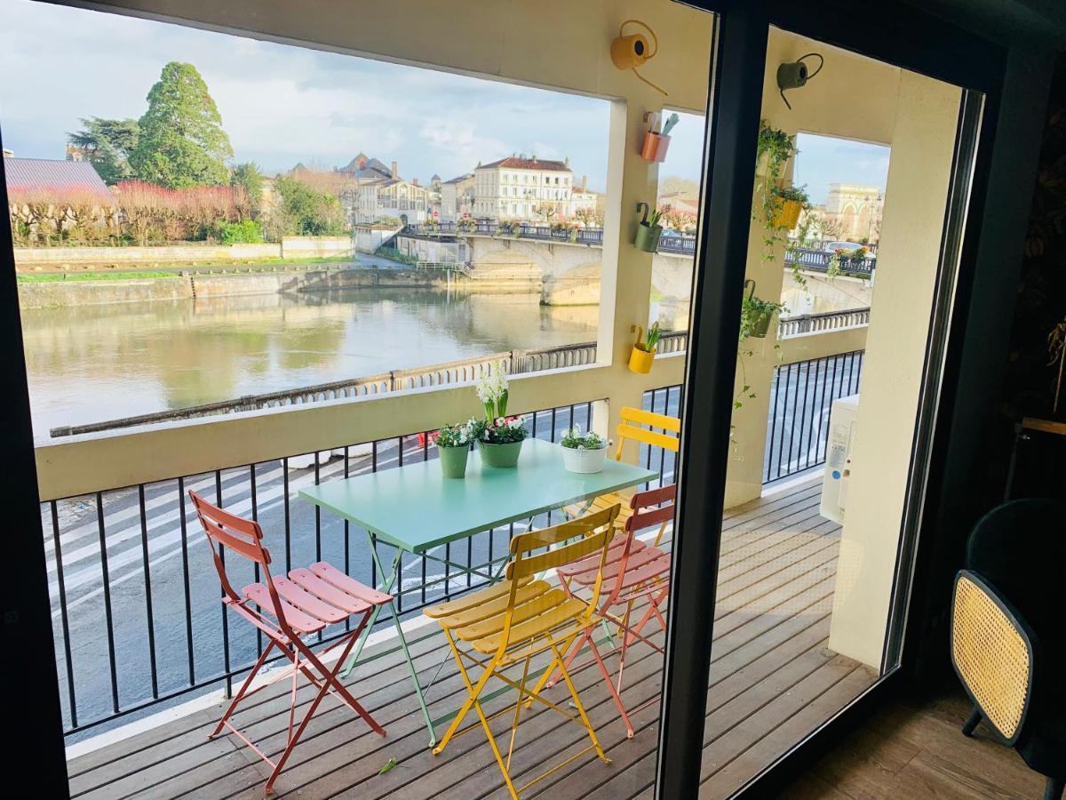 "Au Fil De La Charente" - Coeur De Saintes - Wifi Clim - Classe 4 Etoiles - 4 Pers Eksteriør billede